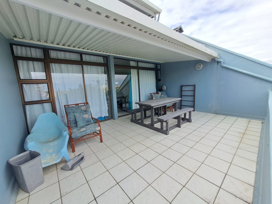2 Bedroom Property for Sale in Manaba Beach KwaZulu-Natal