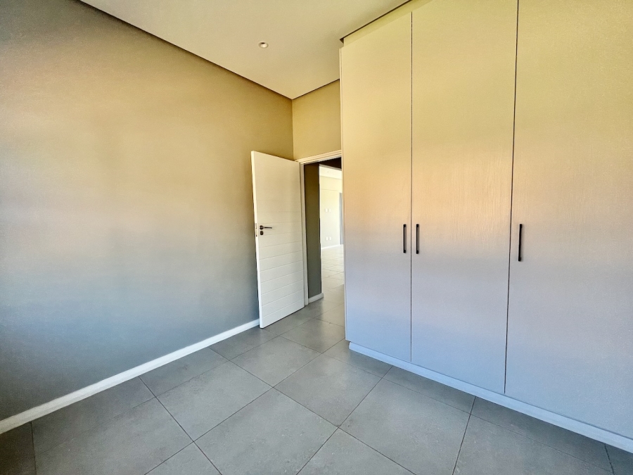 To Let 2 Bedroom Property for Rent in Palm Lakes Estate KwaZulu-Natal