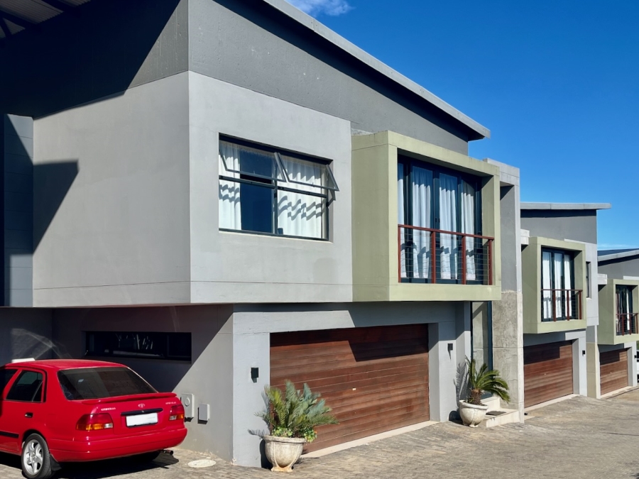 To Let 2 Bedroom Property for Rent in Palm Lakes Estate KwaZulu-Natal