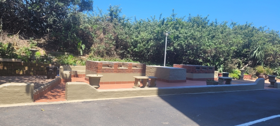 To Let 2 Bedroom Property for Rent in Amanzimtoti KwaZulu-Natal