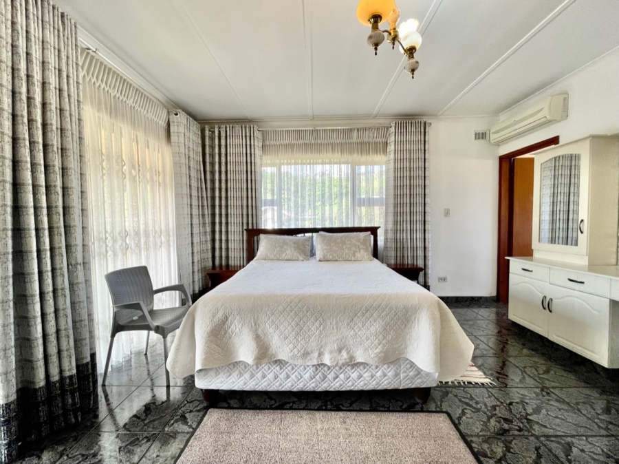 4 Bedroom Property for Sale in Fairbreeze KwaZulu-Natal
