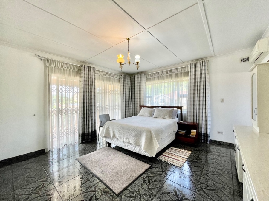 4 Bedroom Property for Sale in Fairbreeze KwaZulu-Natal