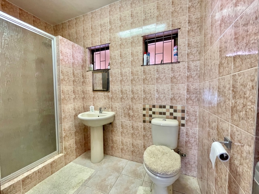 4 Bedroom Property for Sale in Fairbreeze KwaZulu-Natal