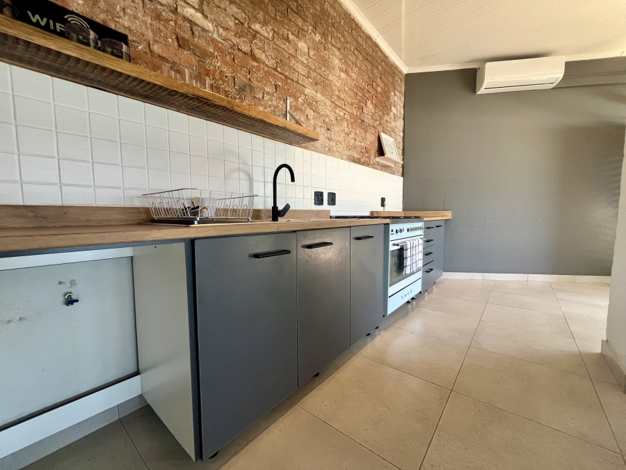 To Let 4 Bedroom Property for Rent in Sheffield Beach KwaZulu-Natal