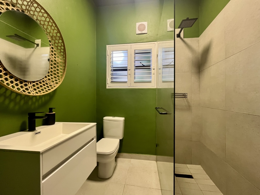 To Let 4 Bedroom Property for Rent in Sheffield Beach KwaZulu-Natal