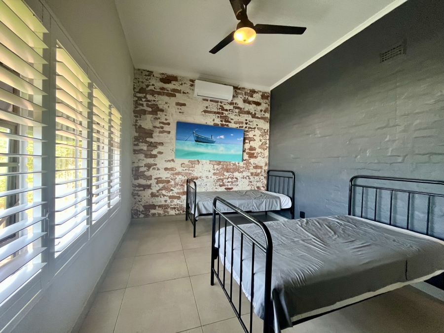 To Let 4 Bedroom Property for Rent in Sheffield Beach KwaZulu-Natal