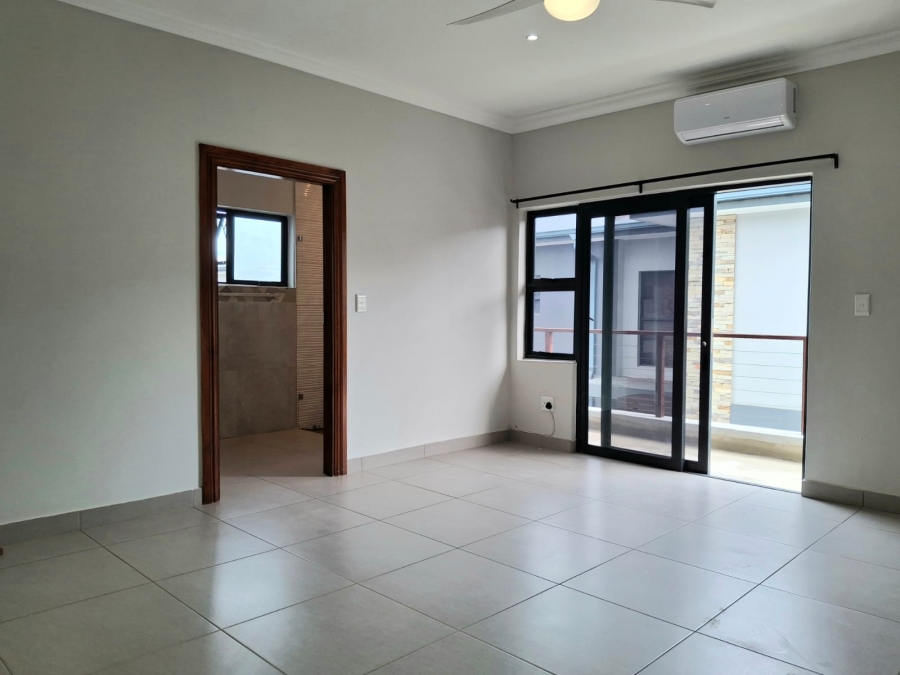 To Let 3 Bedroom Property for Rent in Salt Rock KwaZulu-Natal