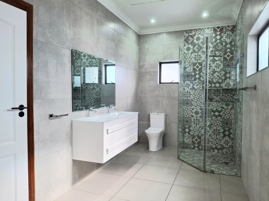 To Let 3 Bedroom Property for Rent in Salt Rock KwaZulu-Natal