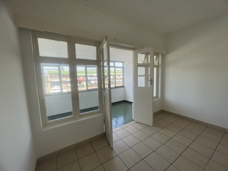 To Let 1 Bedroom Property for Rent in Sea View KwaZulu-Natal
