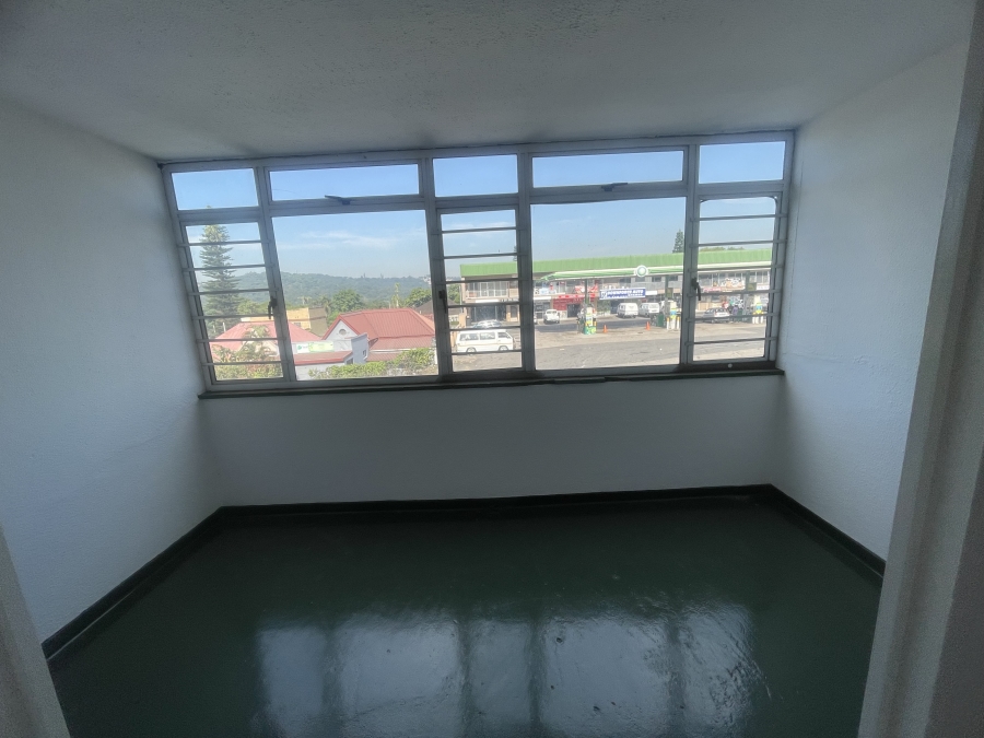 To Let 1 Bedroom Property for Rent in Sea View KwaZulu-Natal
