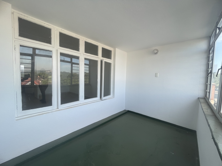 To Let 1 Bedroom Property for Rent in Sea View KwaZulu-Natal