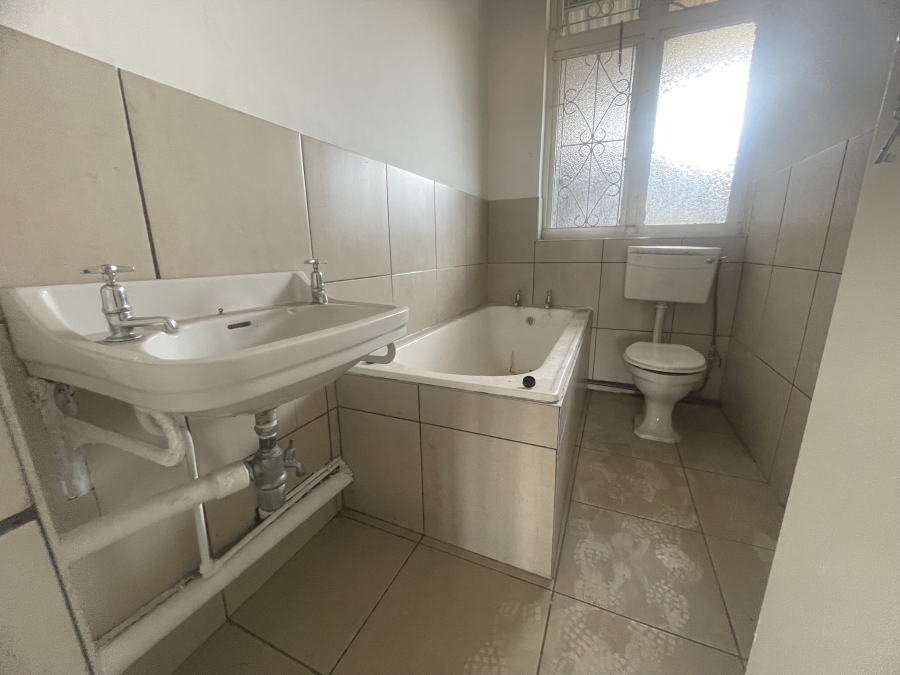 To Let 1 Bedroom Property for Rent in Sea View KwaZulu-Natal