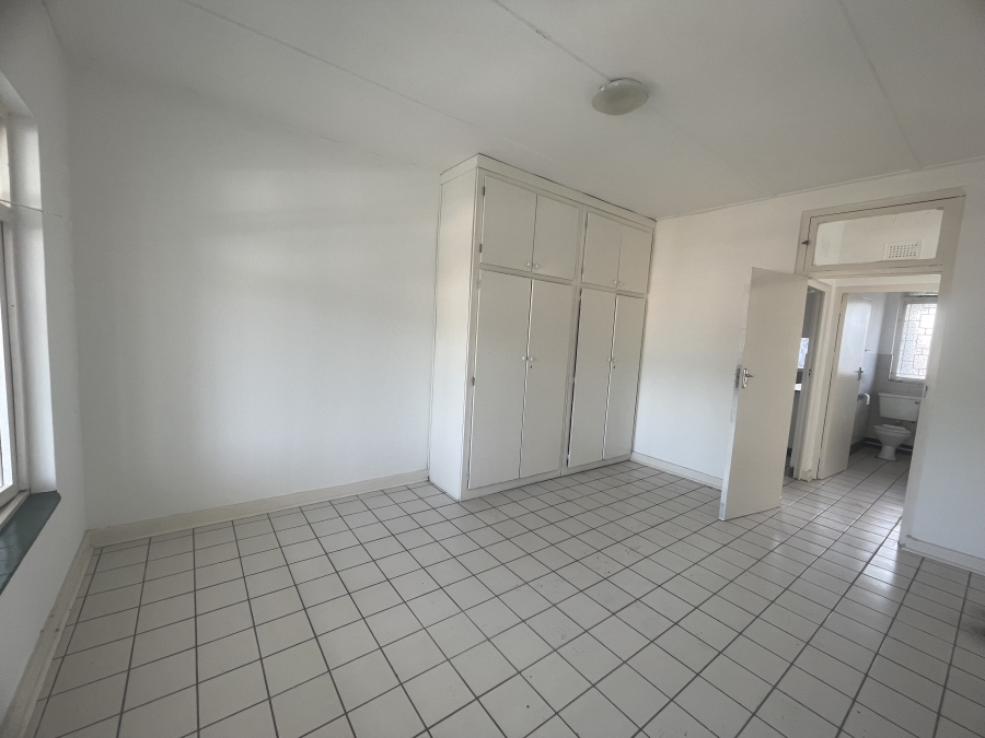 To Let 1 Bedroom Property for Rent in Sea View KwaZulu-Natal