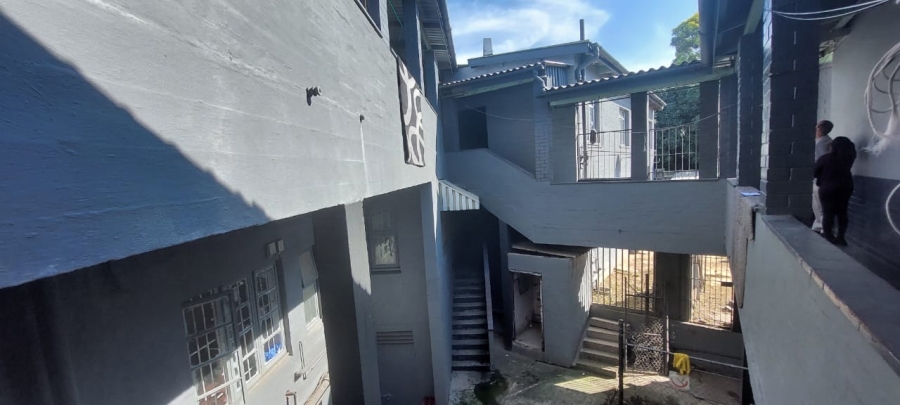 To Let 1 Bedroom Property for Rent in Sea View KwaZulu-Natal