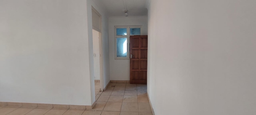 To Let 1 Bedroom Property for Rent in Sea View KwaZulu-Natal