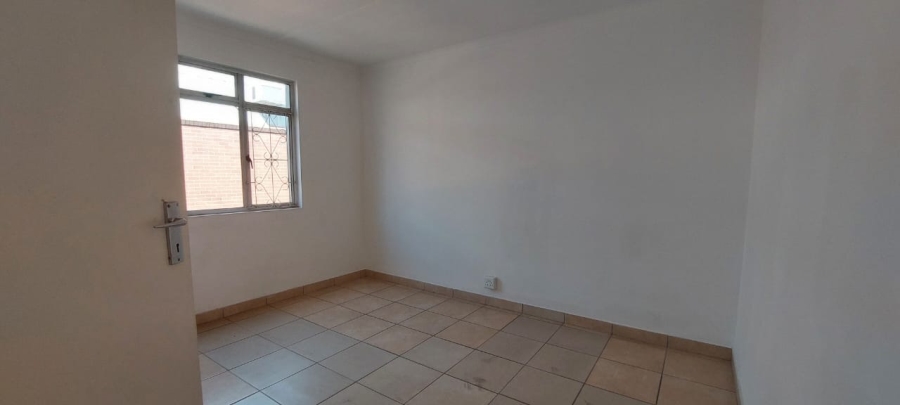To Let 1 Bedroom Property for Rent in Sea View KwaZulu-Natal