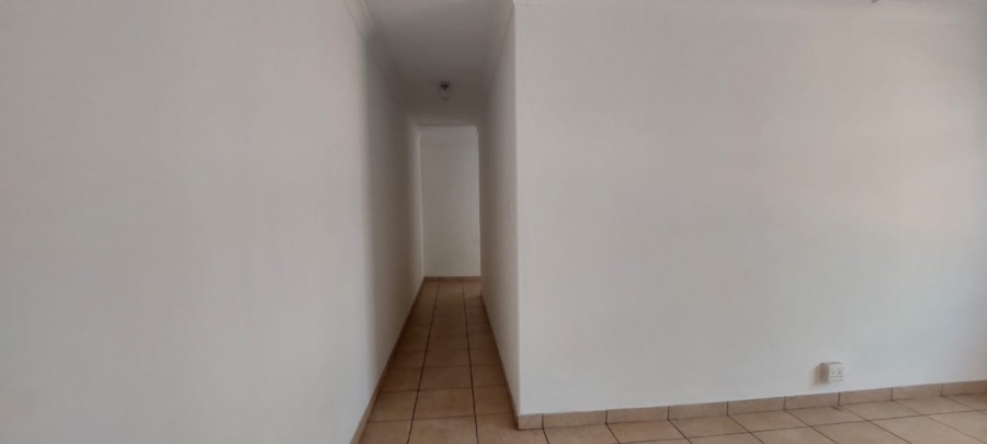 To Let 1 Bedroom Property for Rent in Sea View KwaZulu-Natal