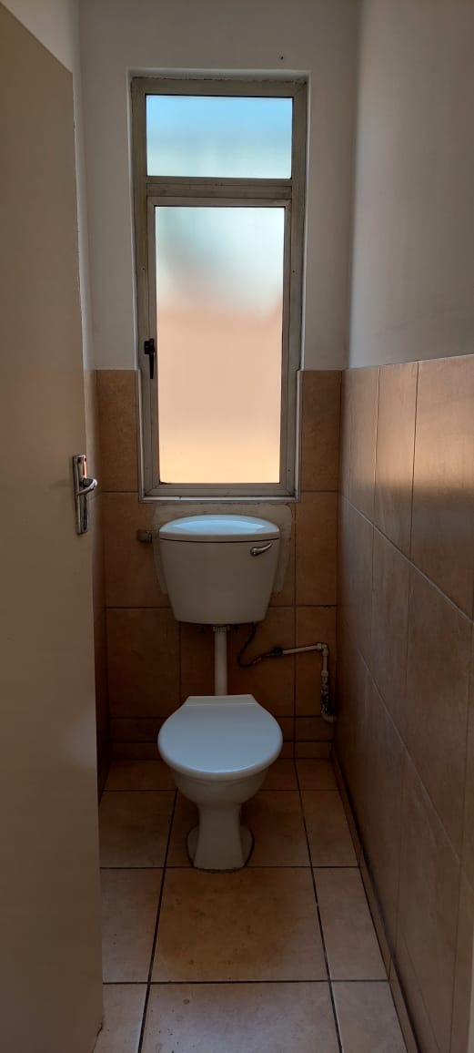 To Let 1 Bedroom Property for Rent in Sea View KwaZulu-Natal