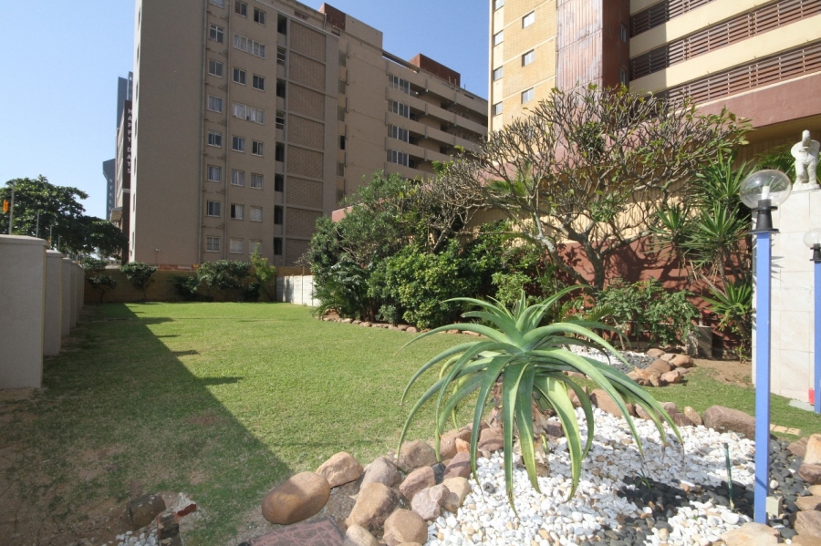 2 Bedroom Property for Sale in Amanzimtoti KwaZulu-Natal
