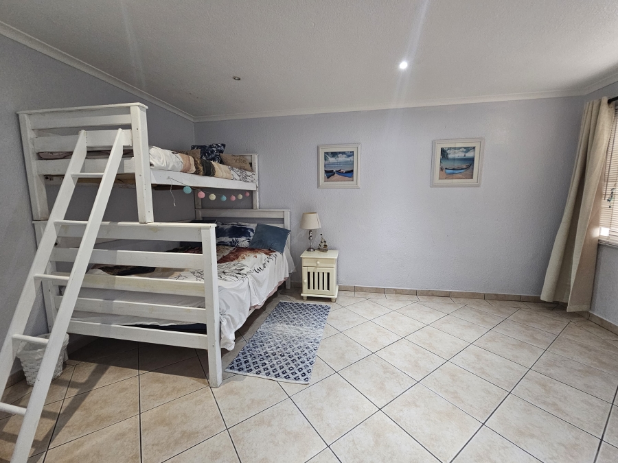 4 Bedroom Property for Sale in Beacon Rocks KwaZulu-Natal