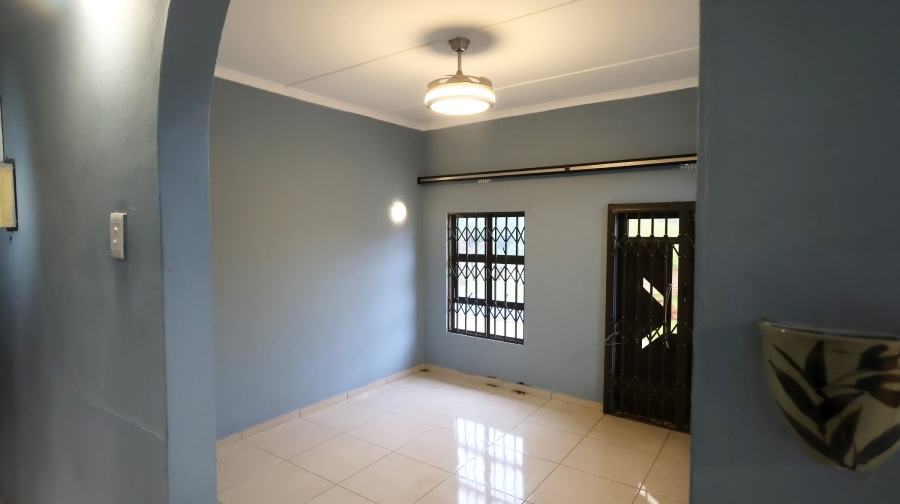 5 Bedroom Property for Sale in Panorama KwaZulu-Natal