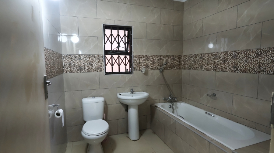 5 Bedroom Property for Sale in Panorama KwaZulu-Natal