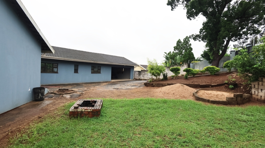 5 Bedroom Property for Sale in Panorama KwaZulu-Natal