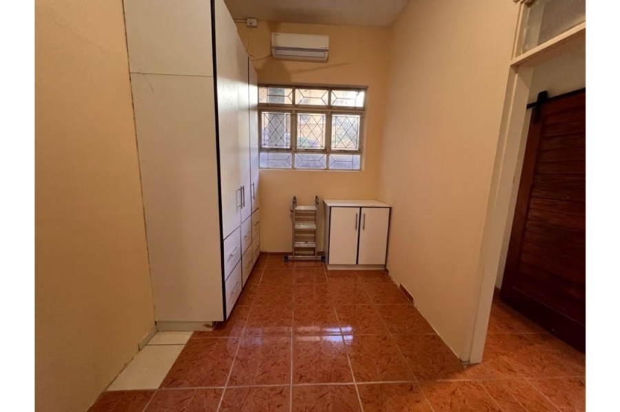 To Let 1 Bedroom Property for Rent in South Beach KwaZulu-Natal
