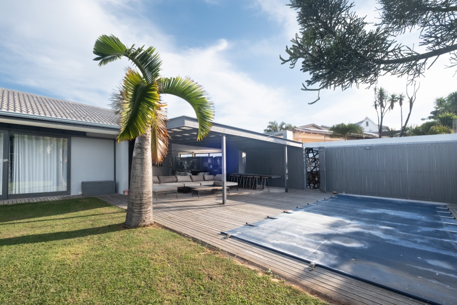 6 Bedroom Property for Sale in Glen Ashley KwaZulu-Natal