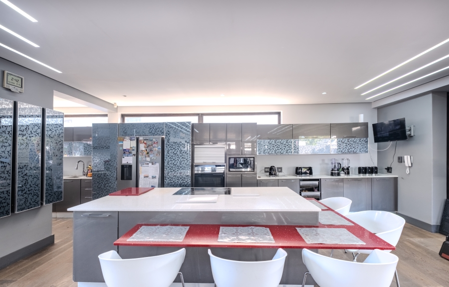 6 Bedroom Property for Sale in Glen Ashley KwaZulu-Natal