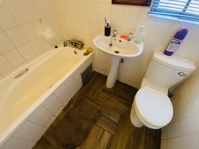 To Let 2 Bedroom Property for Rent in Meer En See KwaZulu-Natal