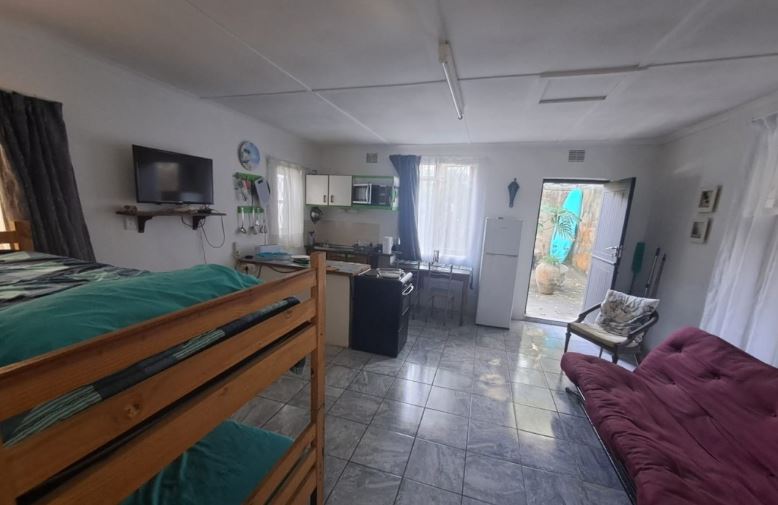 4 Bedroom Property for Sale in Manaba Beach KwaZulu-Natal