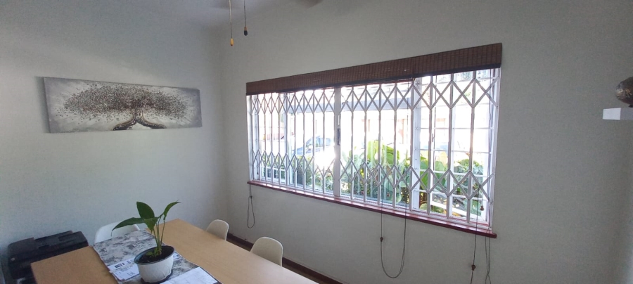 2 Bedroom Property for Sale in Glenwood KwaZulu-Natal