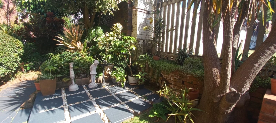 2 Bedroom Property for Sale in Glenwood KwaZulu-Natal