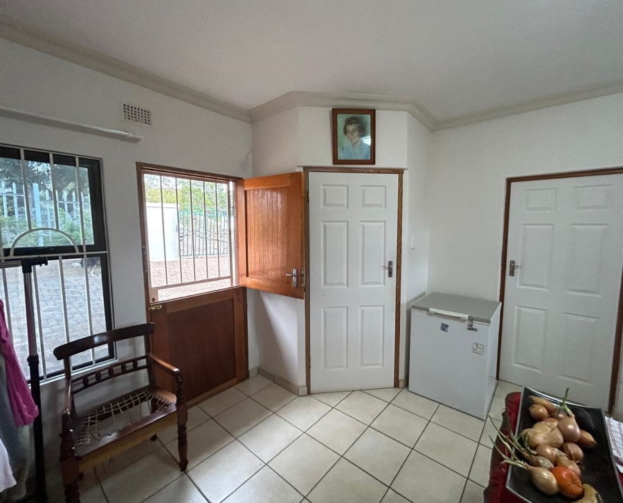 To Let 3 Bedroom Property for Rent in Margate KwaZulu-Natal