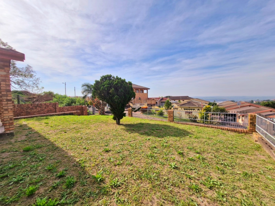 3 Bedroom Property for Sale in Dawncrest KwaZulu-Natal