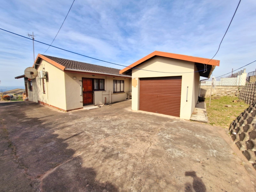 3 Bedroom Property for Sale in Dawncrest KwaZulu-Natal