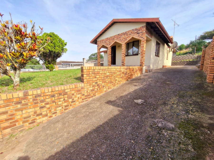3 Bedroom Property for Sale in Dawncrest KwaZulu-Natal