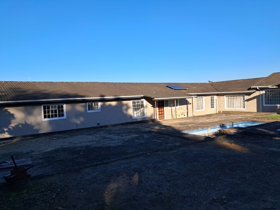 7 Bedroom Property for Sale in Ashburton KwaZulu-Natal