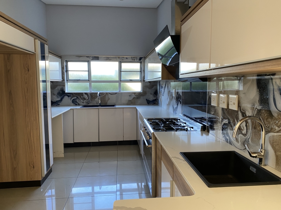 3 Bedroom Property for Sale in Palm Lakes Estate KwaZulu-Natal