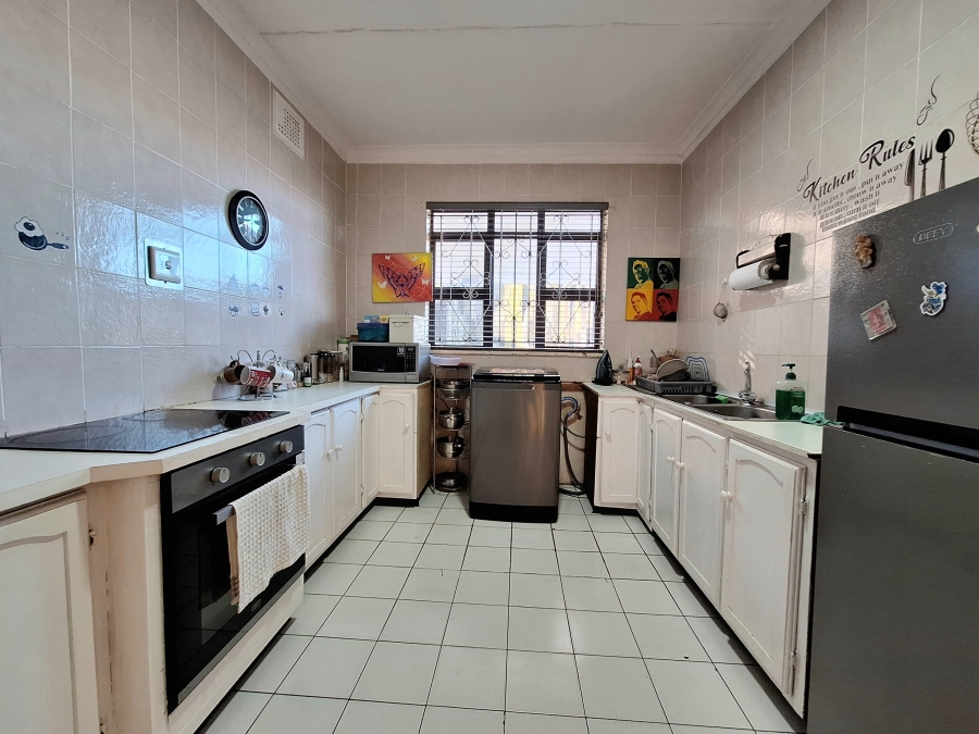 2 Bedroom Property for Sale in Glenwood KwaZulu-Natal
