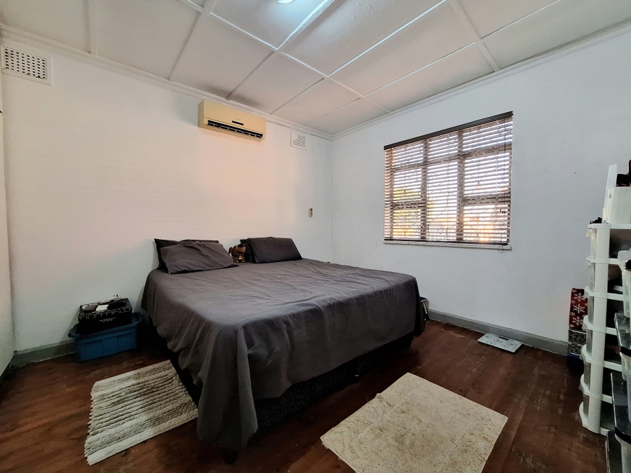 2 Bedroom Property for Sale in Glenwood KwaZulu-Natal