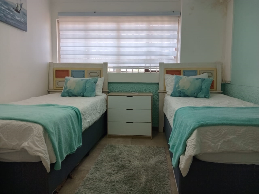 To Let 3 Bedroom Property for Rent in Margate KwaZulu-Natal
