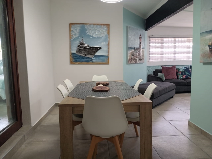 To Let 3 Bedroom Property for Rent in Margate KwaZulu-Natal