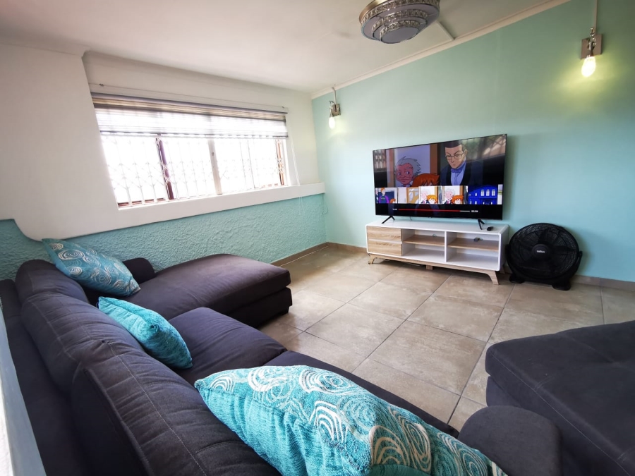 To Let 3 Bedroom Property for Rent in Margate KwaZulu-Natal