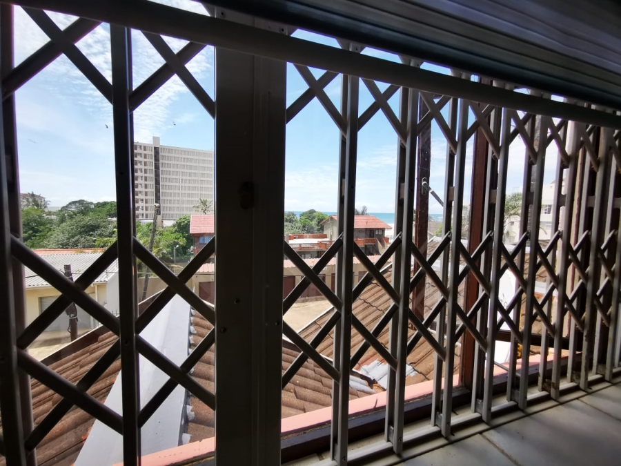 To Let 3 Bedroom Property for Rent in Margate KwaZulu-Natal