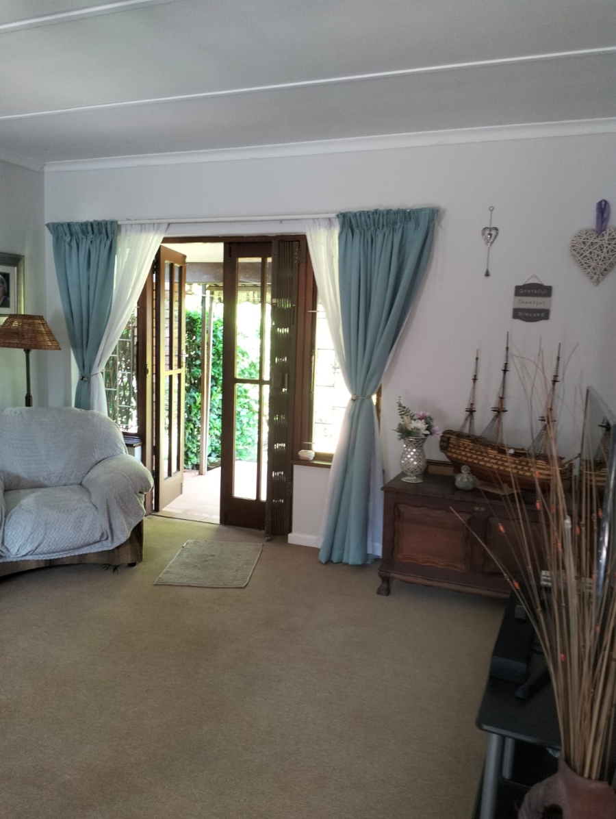 2 Bedroom Property for Sale in Chase Valley KwaZulu-Natal