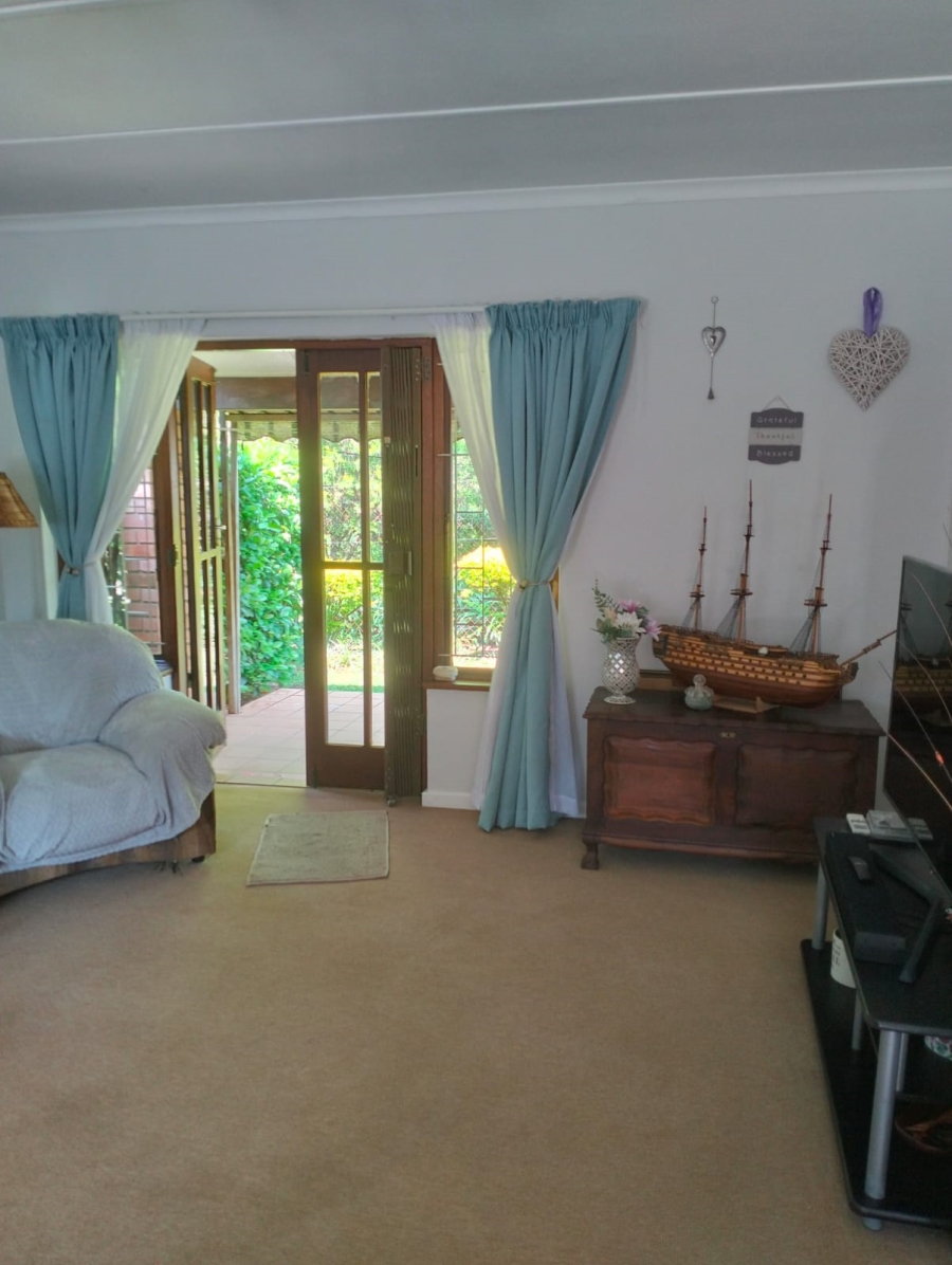 2 Bedroom Property for Sale in Chase Valley KwaZulu-Natal
