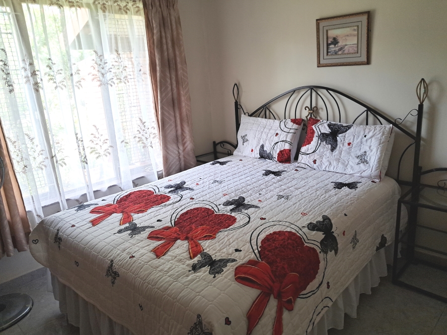 2 Bedroom Property for Sale in Chasedene KwaZulu-Natal