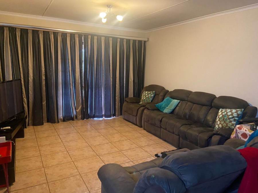 3 Bedroom Property for Sale in Lincoln Meade KwaZulu-Natal